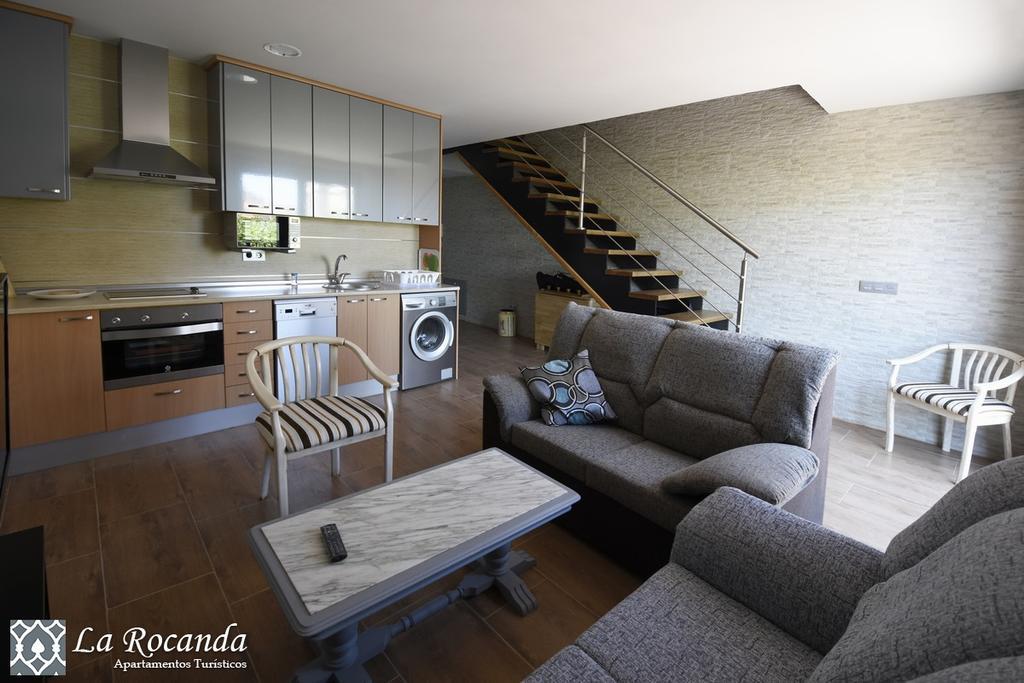 Apartamentos La Rocanda Coca Dış mekan fotoğraf