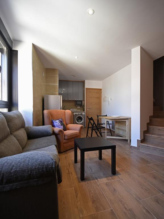 Apartamentos La Rocanda Coca Dış mekan fotoğraf